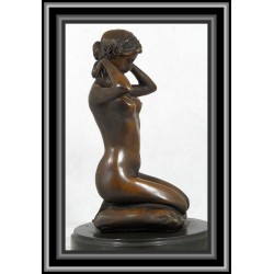Woman Nude Kneeling Statue Figurine Bronze